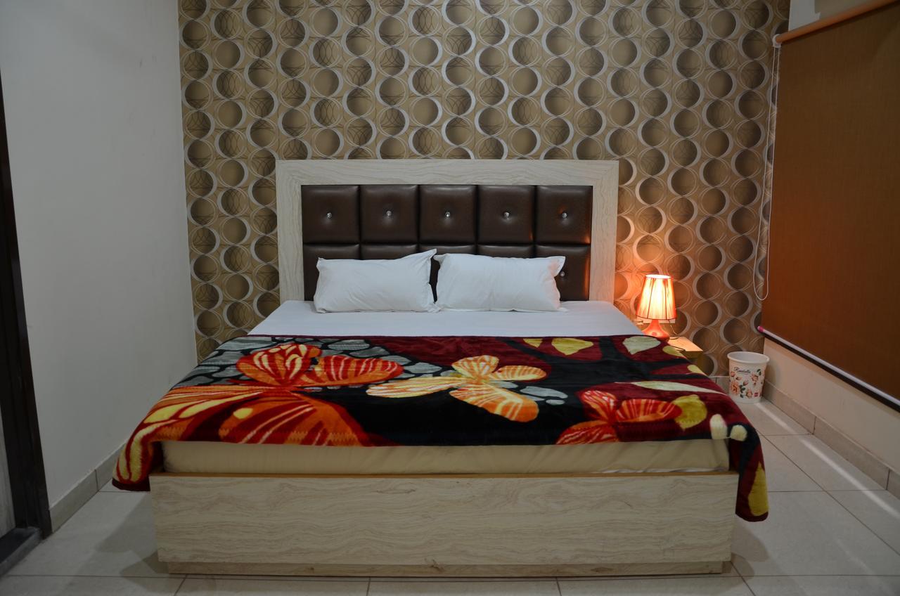 אמריצר Heaven Blu Hotel & Resort מראה חיצוני תמונה