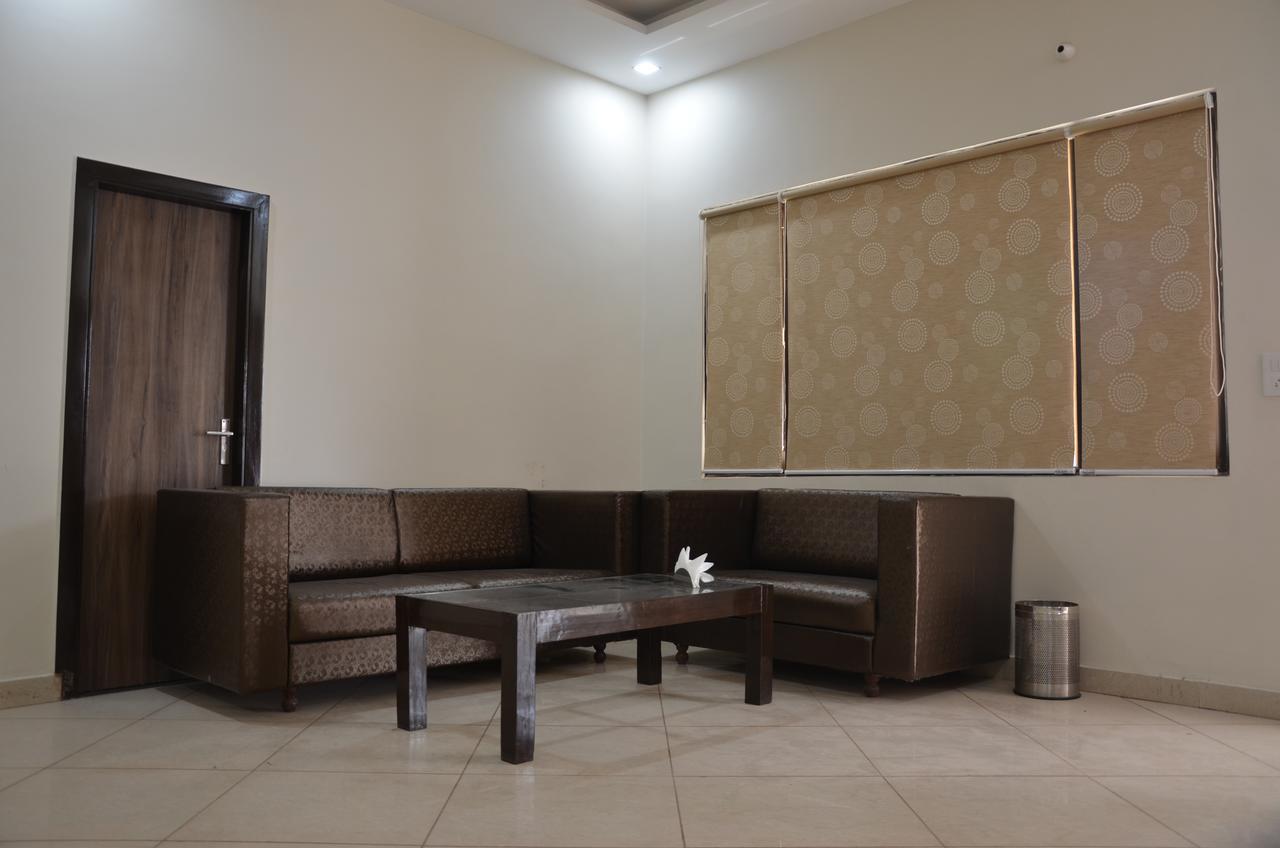 אמריצר Heaven Blu Hotel & Resort מראה חיצוני תמונה